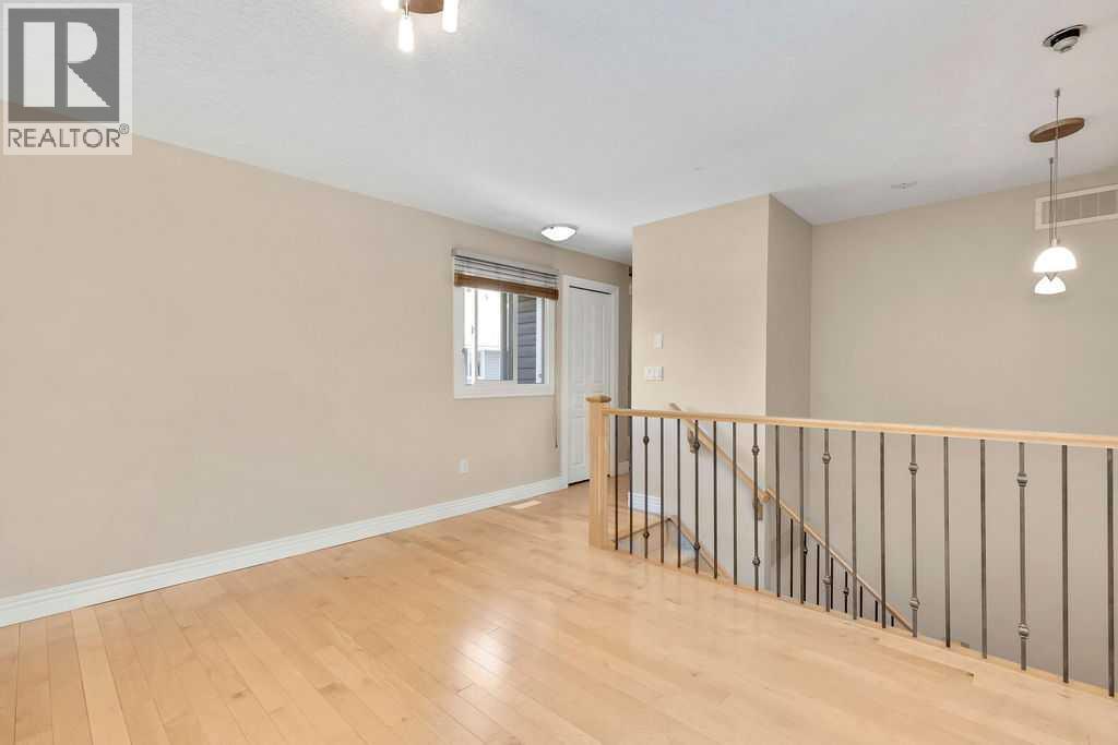66 Glamis Green Southwest Property Photo 11