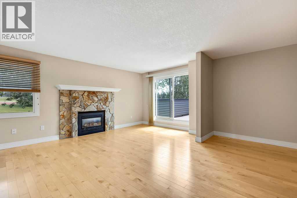 66 Glamis Green Southwest Property Photo 19