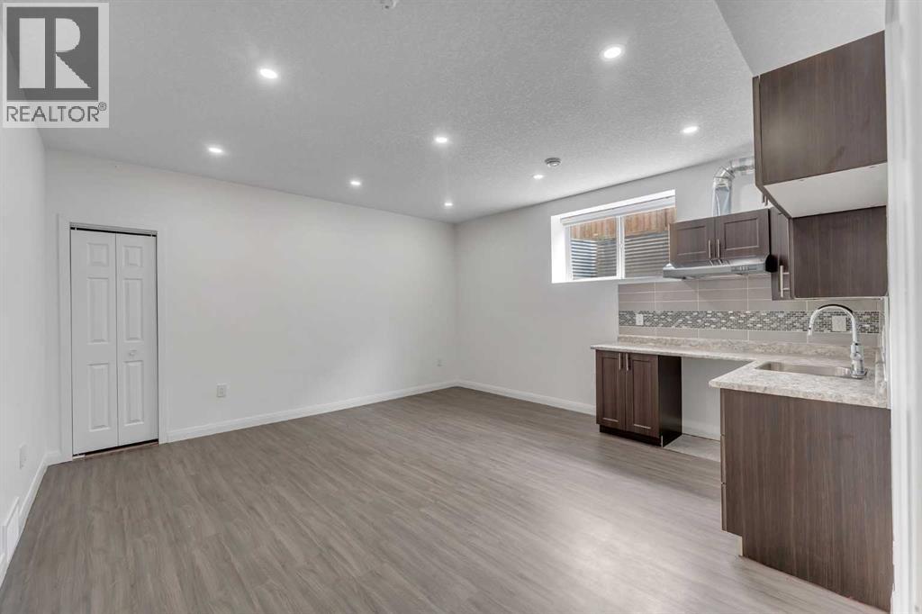 248 Sandpiper Boulevard Property Photo 40