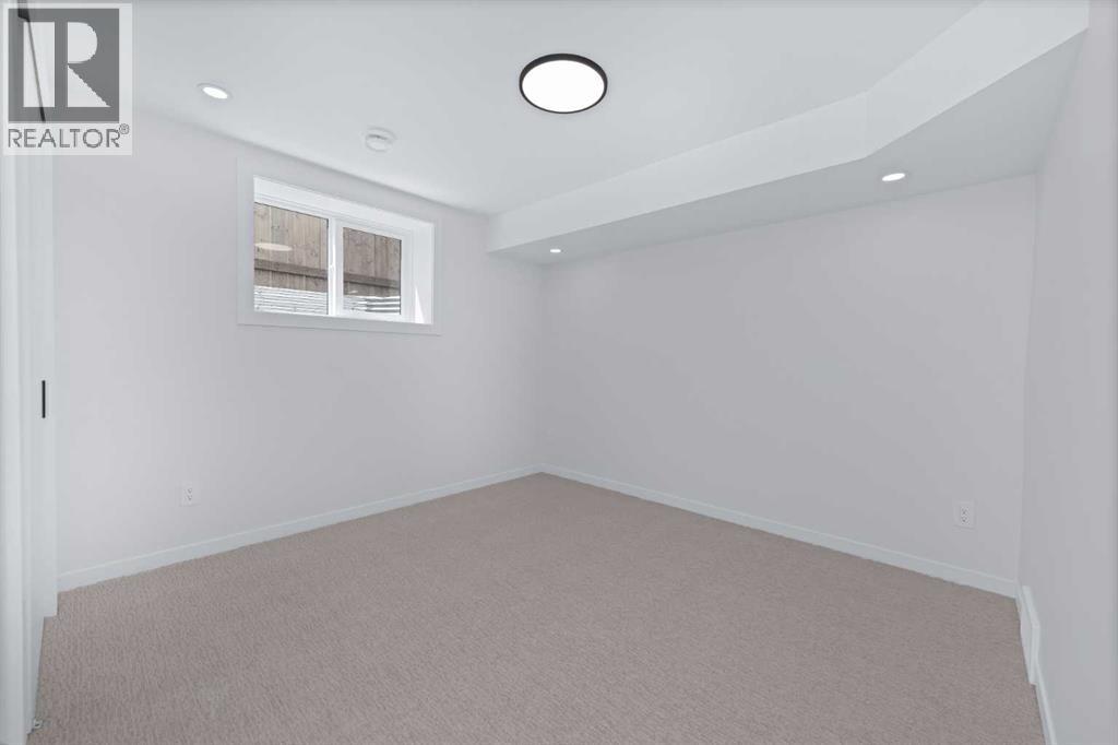 88 Cheyenne Crescent Nw Property Photo 32