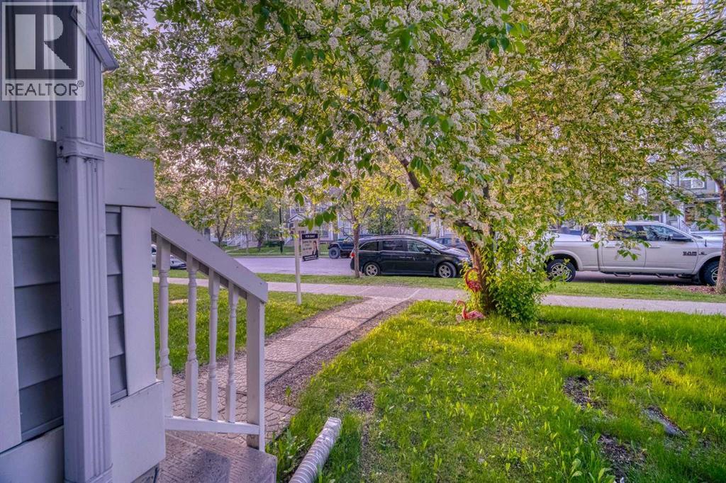 81 Prestwick Avenue Se Property Photo 2
