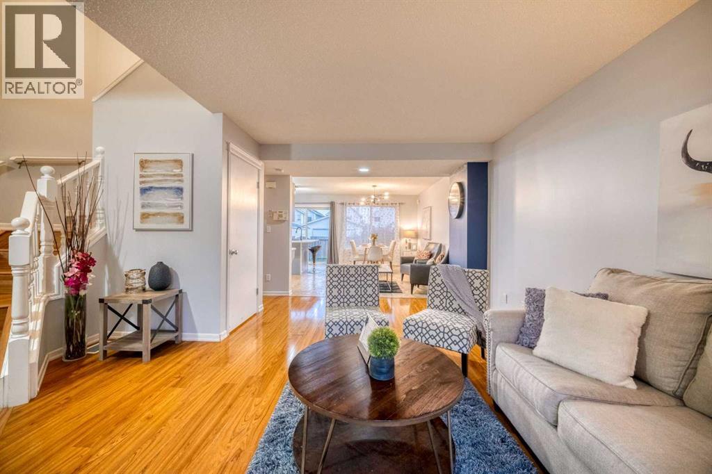 81 Prestwick Avenue Se Property Photo 8