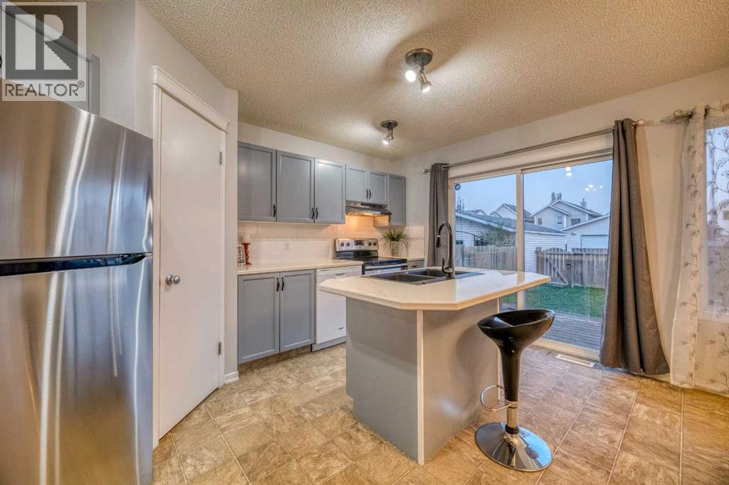 81 Prestwick Avenue Se Property Photo 12