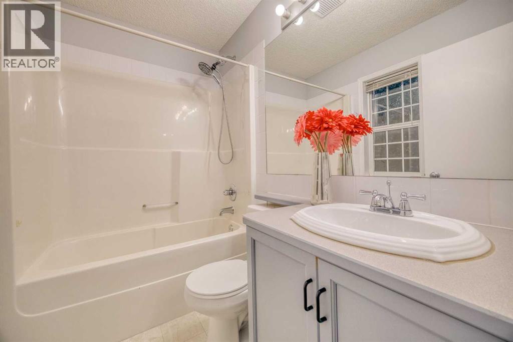 81 Prestwick Avenue Se Property Photo 23