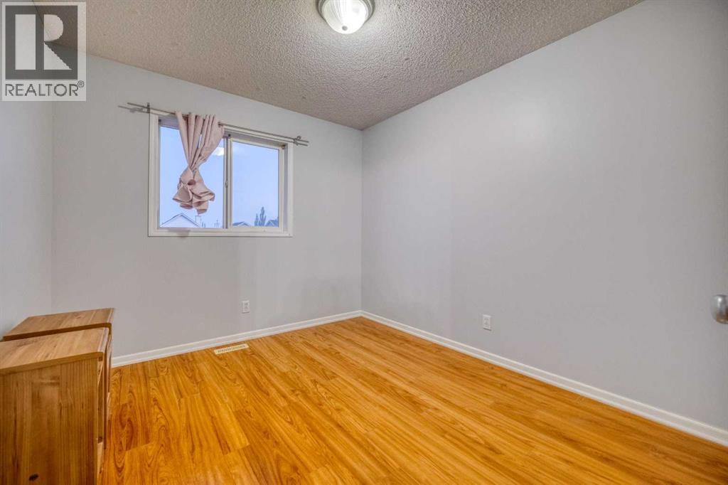 81 Prestwick Avenue Se Property Photo 24