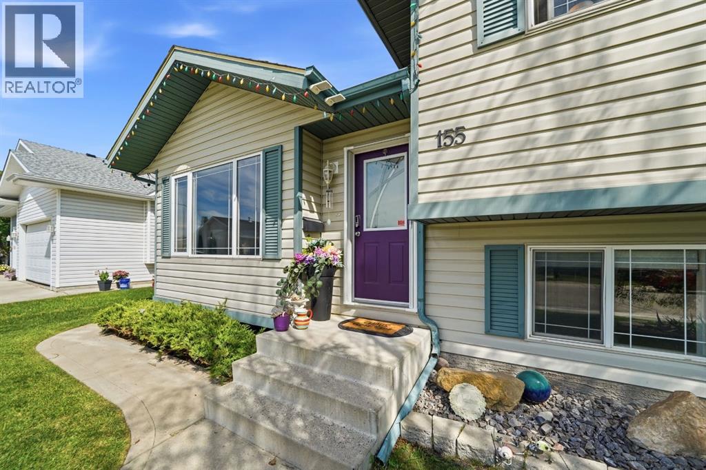 155 Lampard Crescent Property Photo 3
