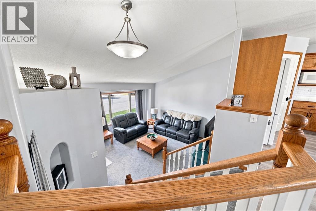 155 Lampard Crescent Property Photo 7