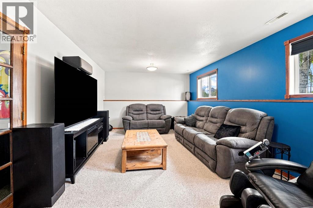 155 Lampard Crescent Property Photo 21