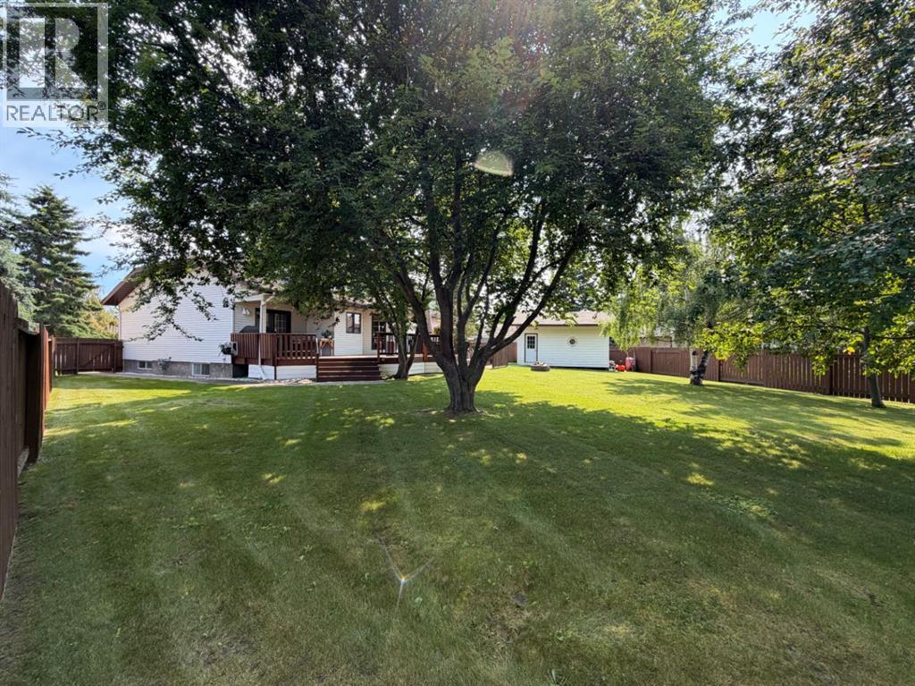 5245 16 Avenue Property Photo 11