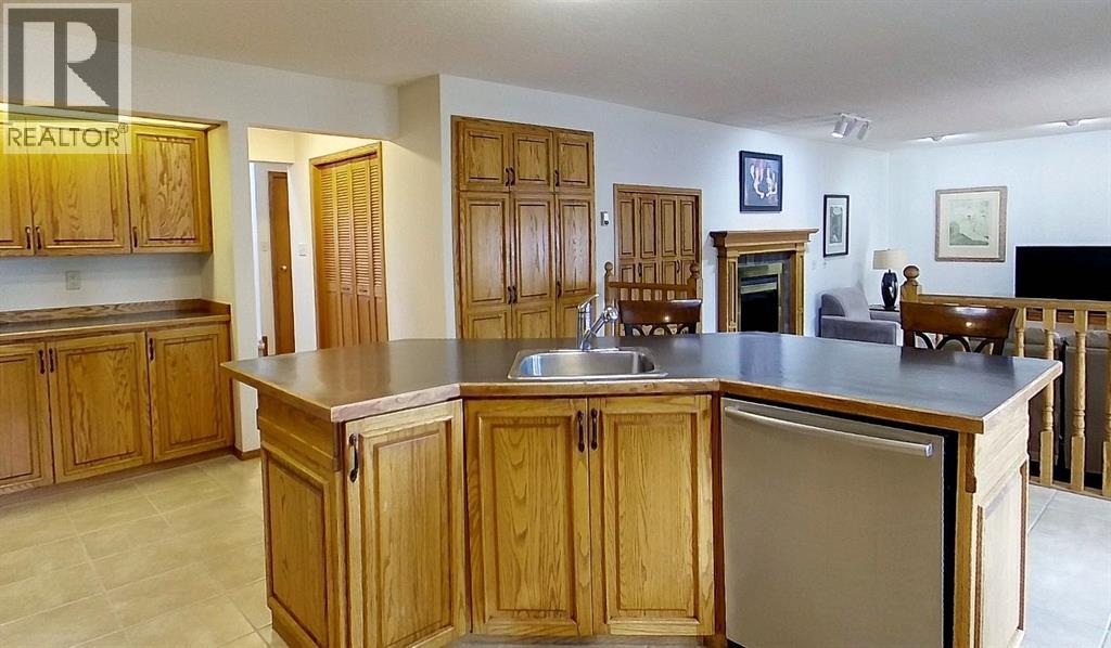 5245 16 Avenue Property Photo 19