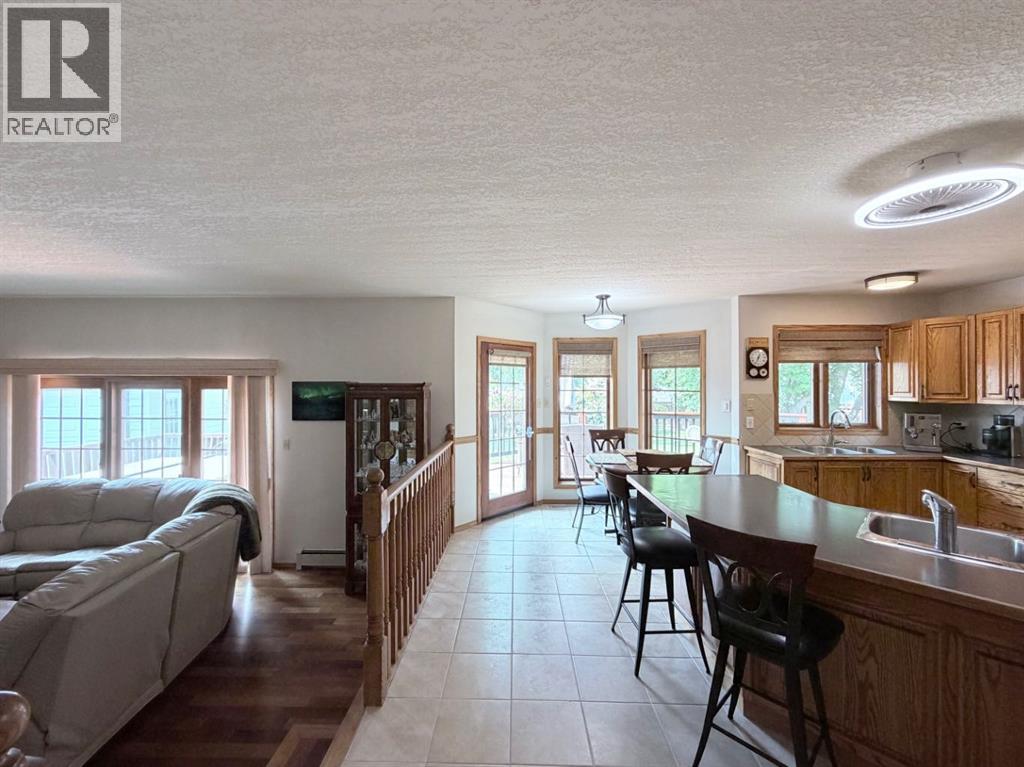 5245 16 Avenue Property Photo 20