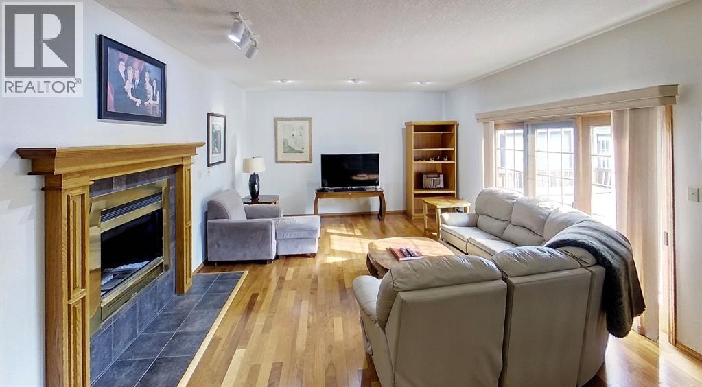 5245 16 Avenue Property Photo 23