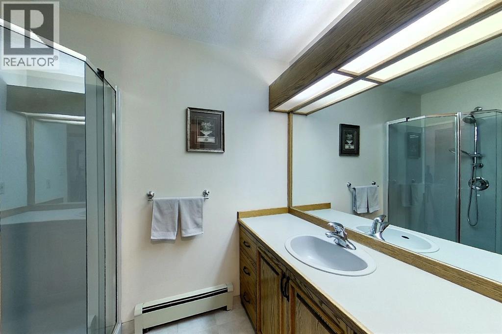 5245 16 Avenue Property Photo 32