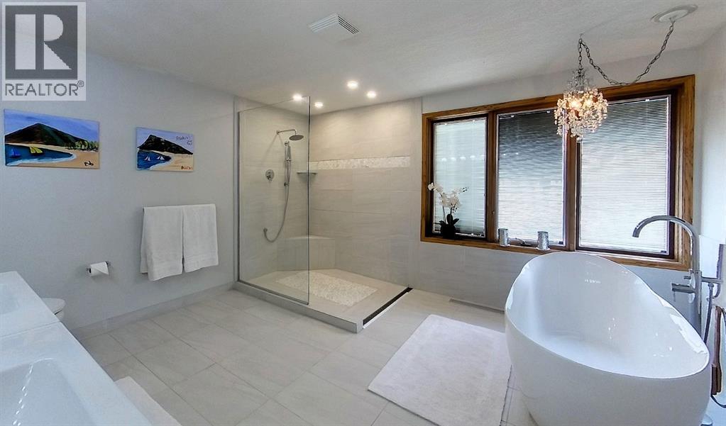 5245 16 Avenue Property Photo 36