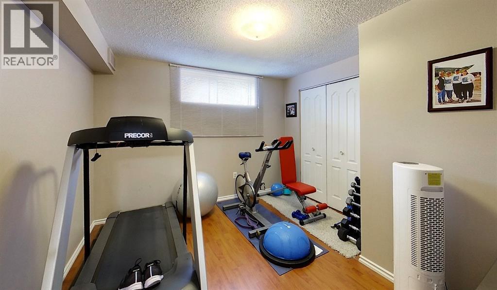 5245 16 Avenue Property Photo 47