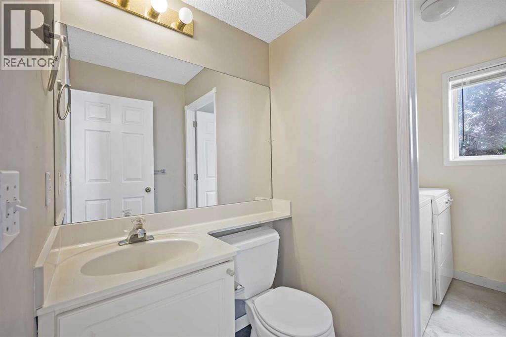 43 Covington Close Ne Property Photo 6
