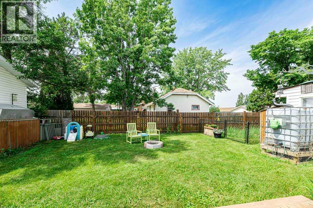 5003 48 Street Property Photo 15