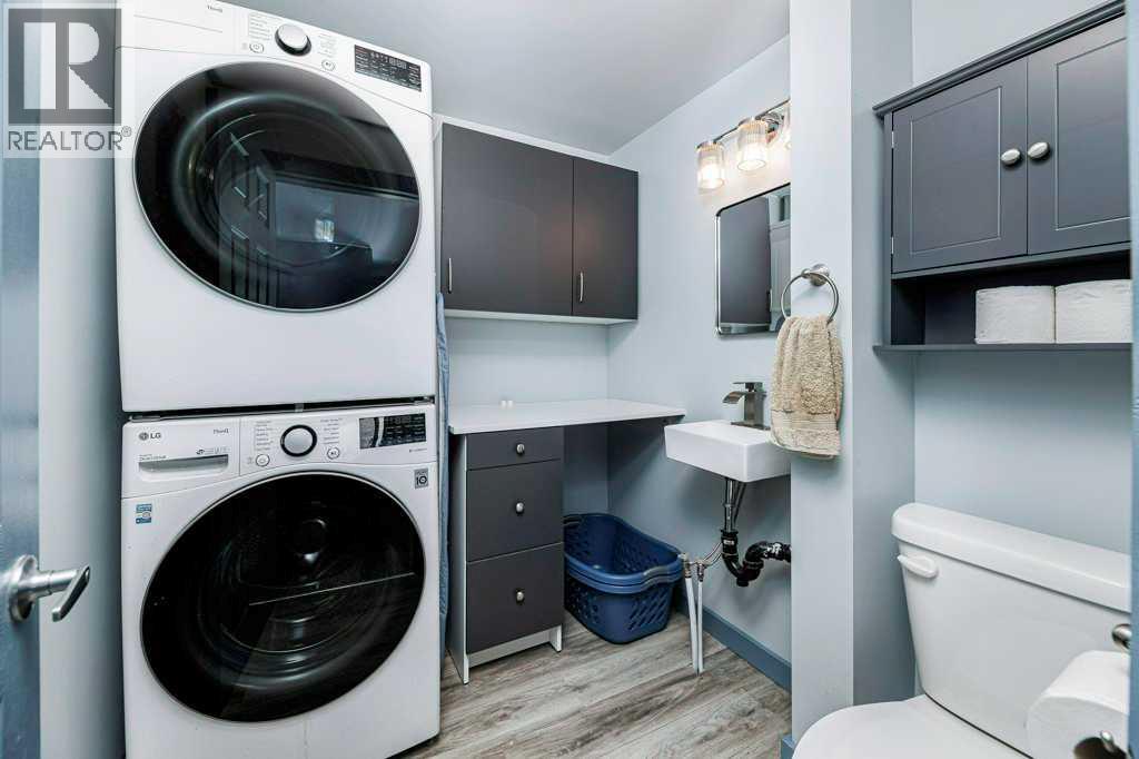 5003 48 Street Property Photo 22