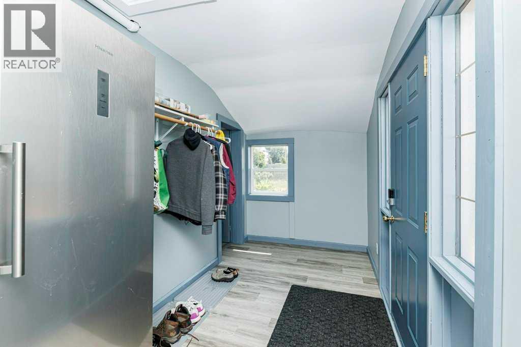 5003 48 Street Property Photo 24