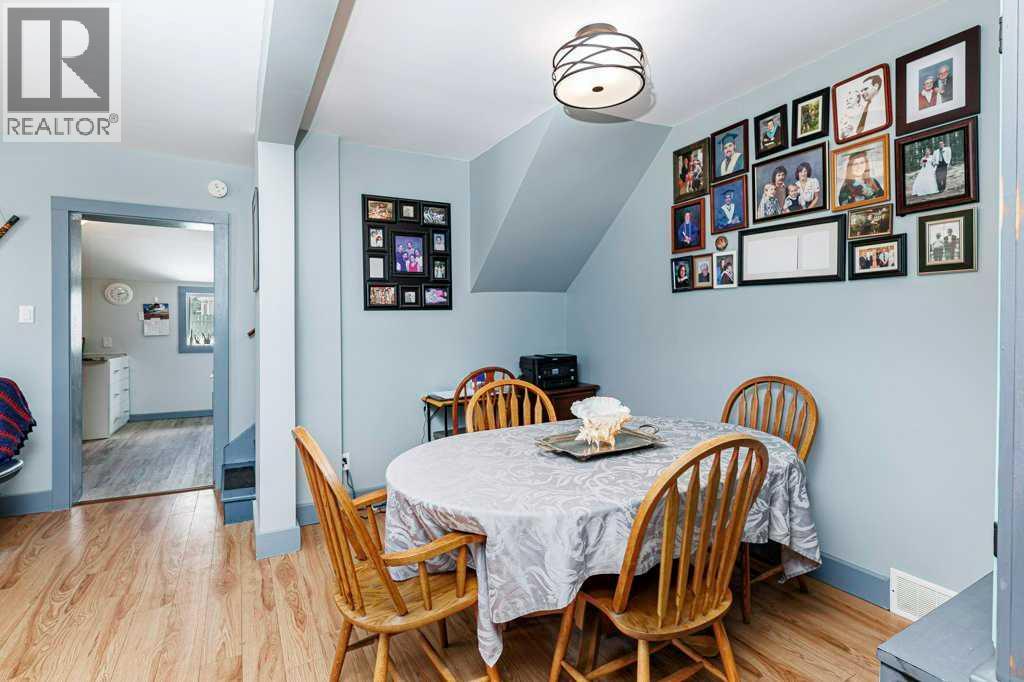 5003 48 Street Property Photo 28