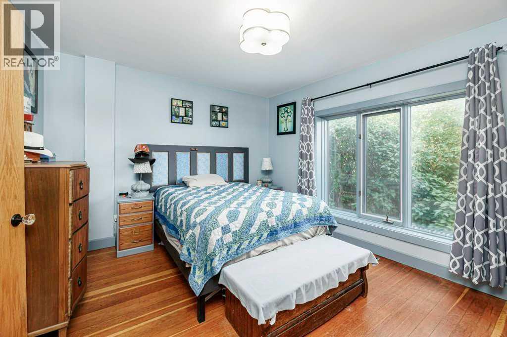 5003 48 Street Property Photo 29