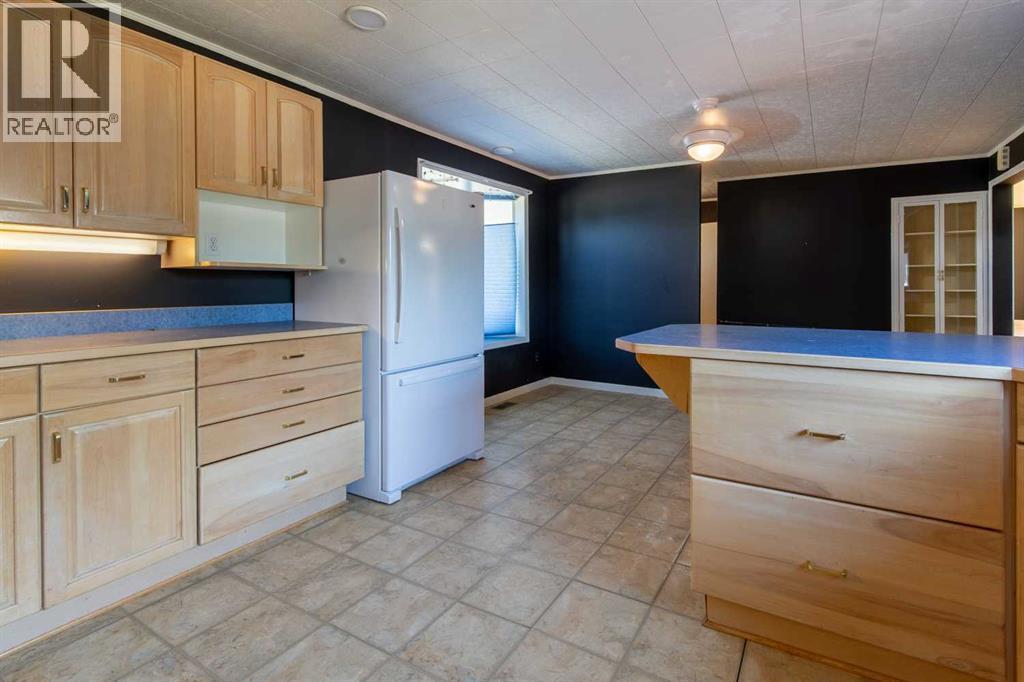 180 E 400 N Property Photo 9