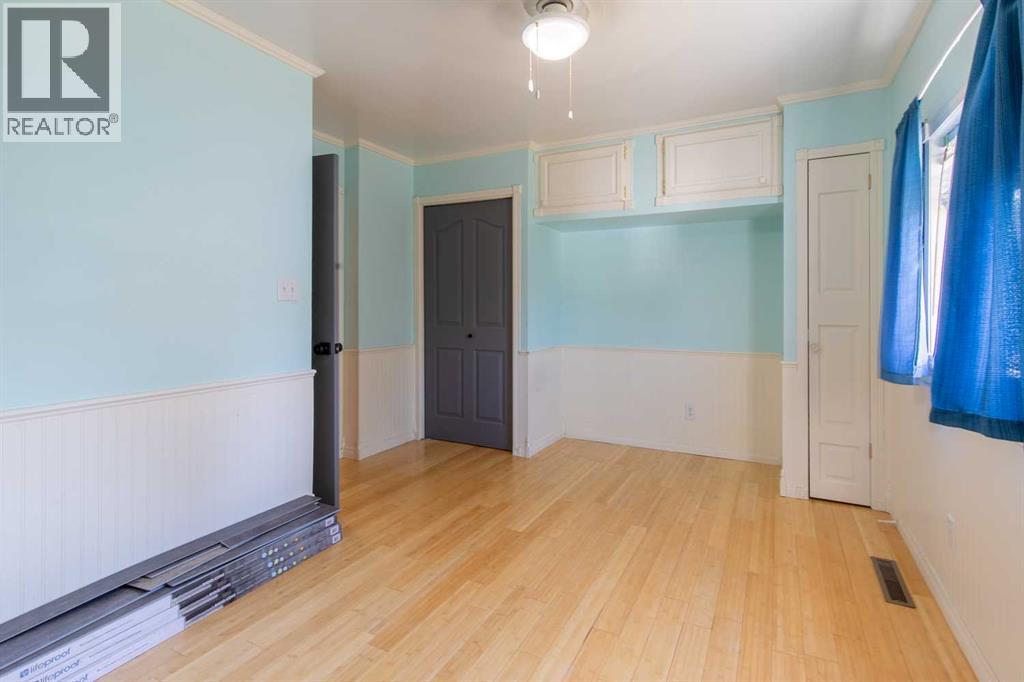 180 E 400 N Property Photo 15