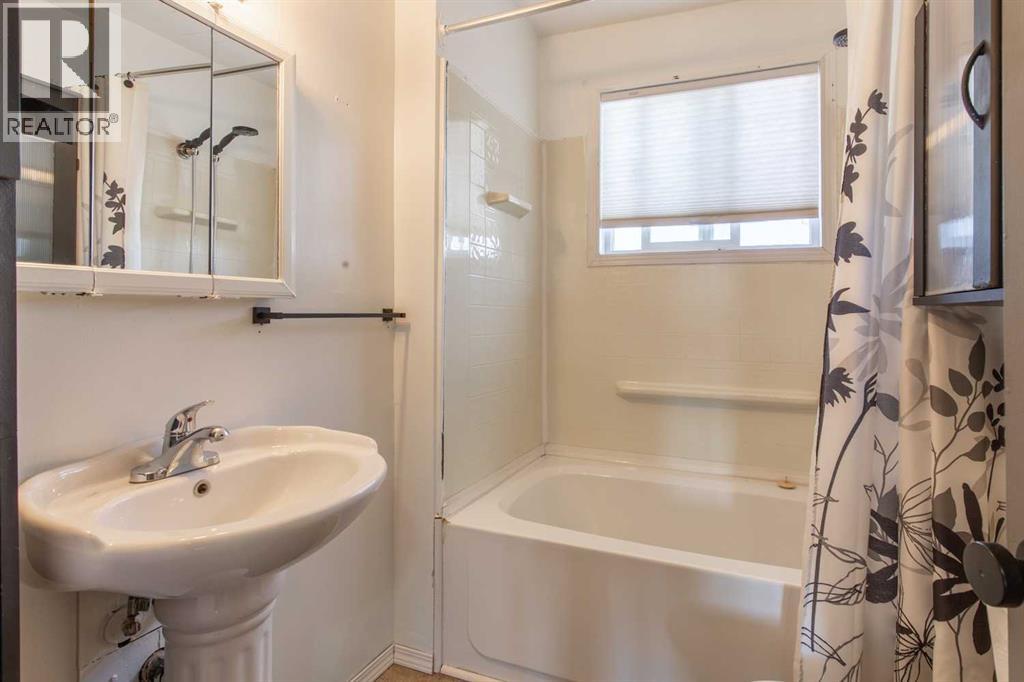 180 E 400 N Property Photo 17