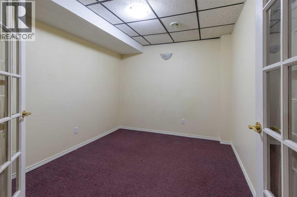 180 E 400 N Property Photo 23