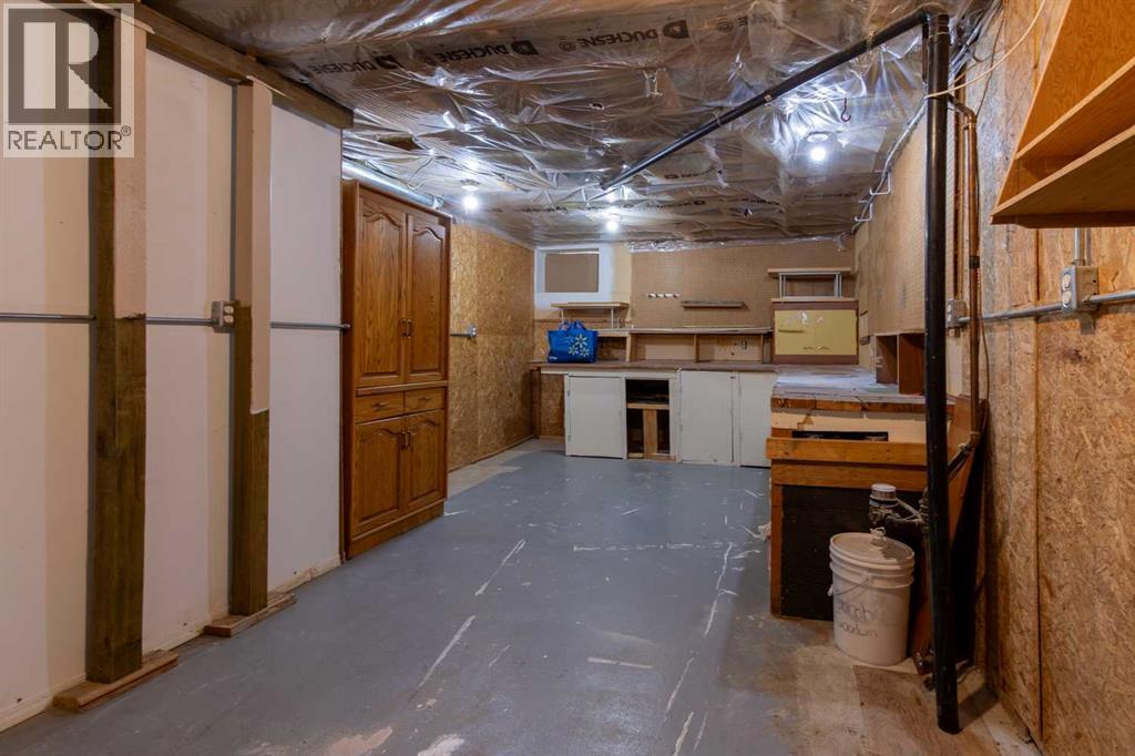 180 E 400 N Property Photo 27