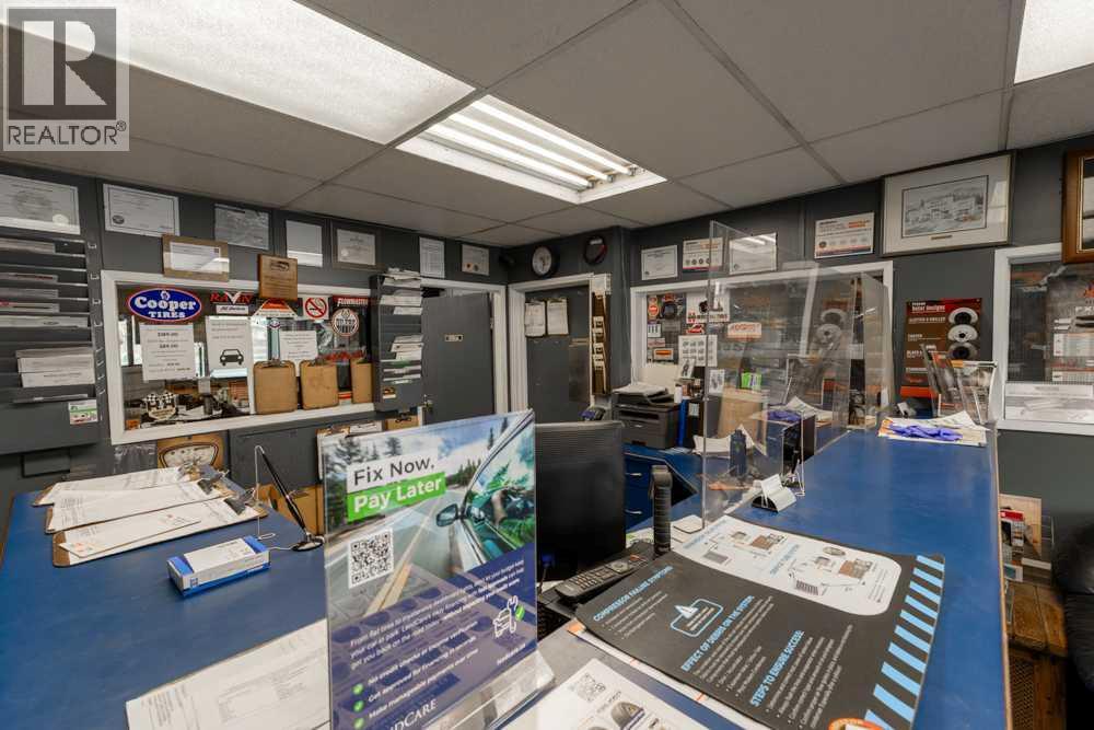 A2329223 Property Photo 18
