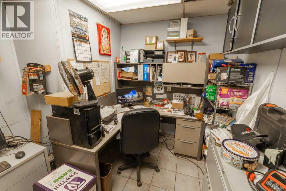 A2329223 Property Photo 21