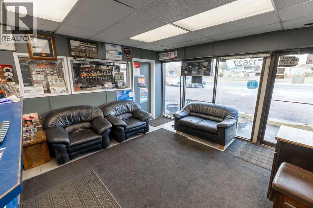 A2329223 Property Photo 22