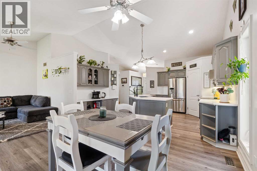 6 Park Circle Property Photo 11