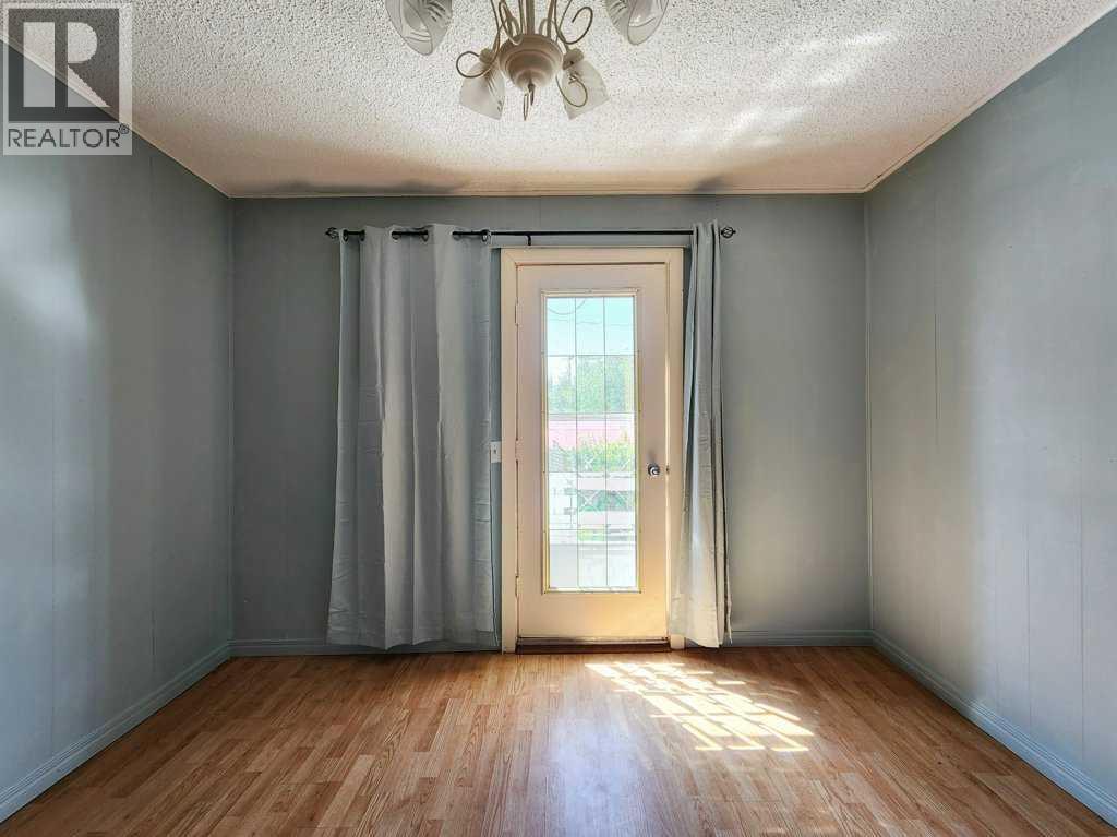 2229 210 Street Property Photo 21