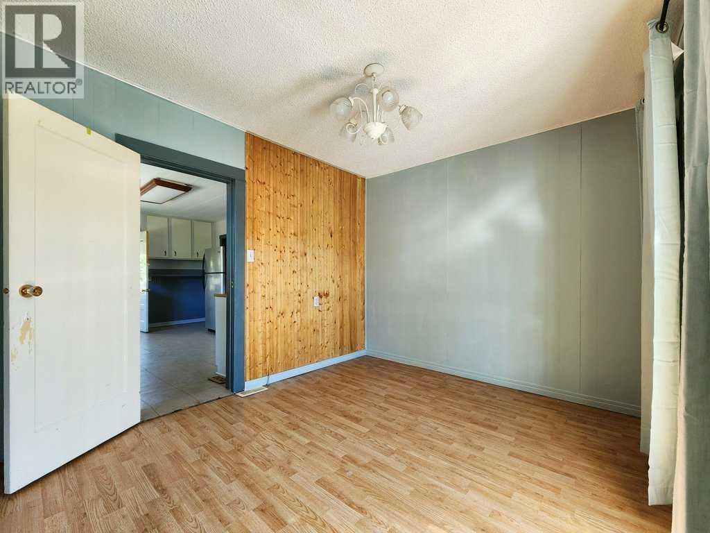 2229 210 Street Property Photo 22