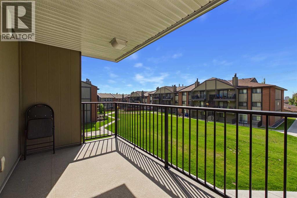13045 6 Street Southwest Property Photo 10