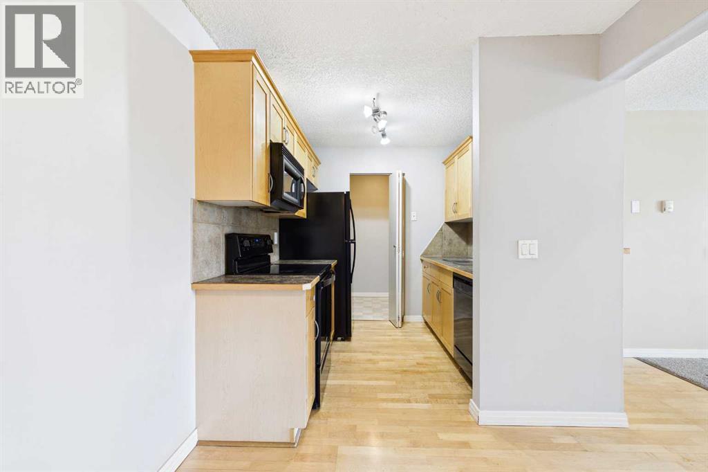13045 6 Street Southwest Property Photo 15