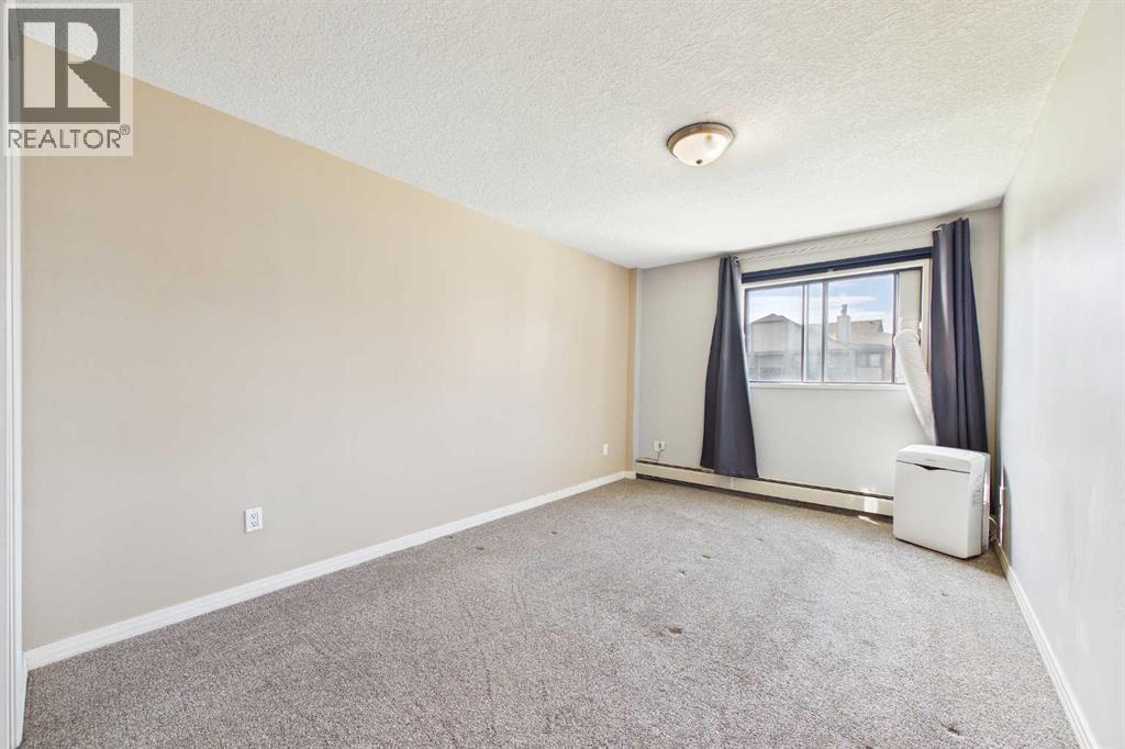 13045 6 Street Southwest Property Photo 20