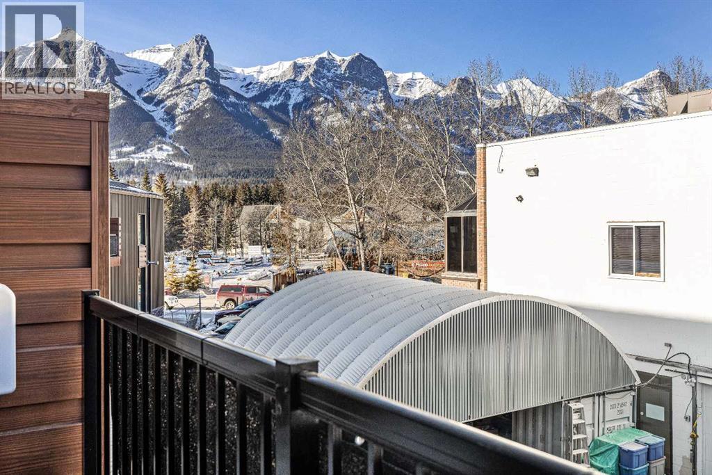 1 Industrial Place Property Photo 2