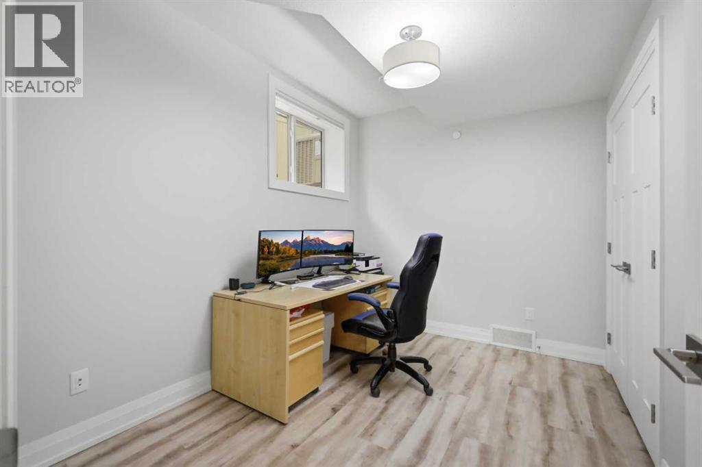 1 Meadow Close Property Photo 29
