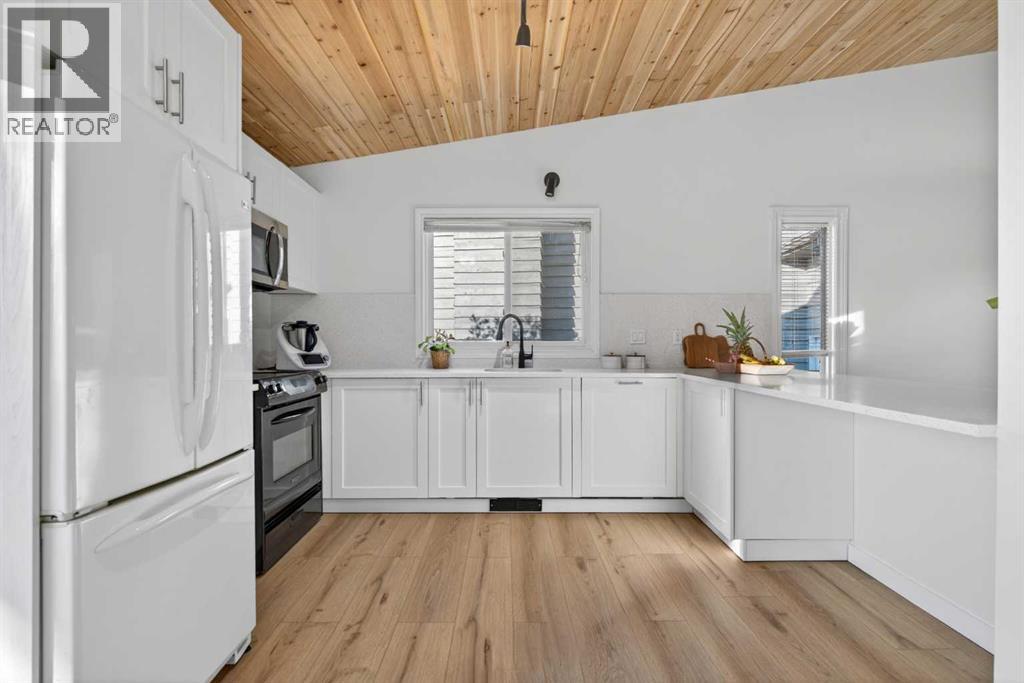 303 Woodside Place Property Photo 15