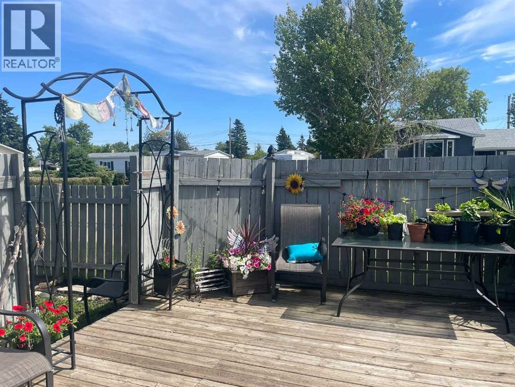 4702 48 Avenue Property Photo 20