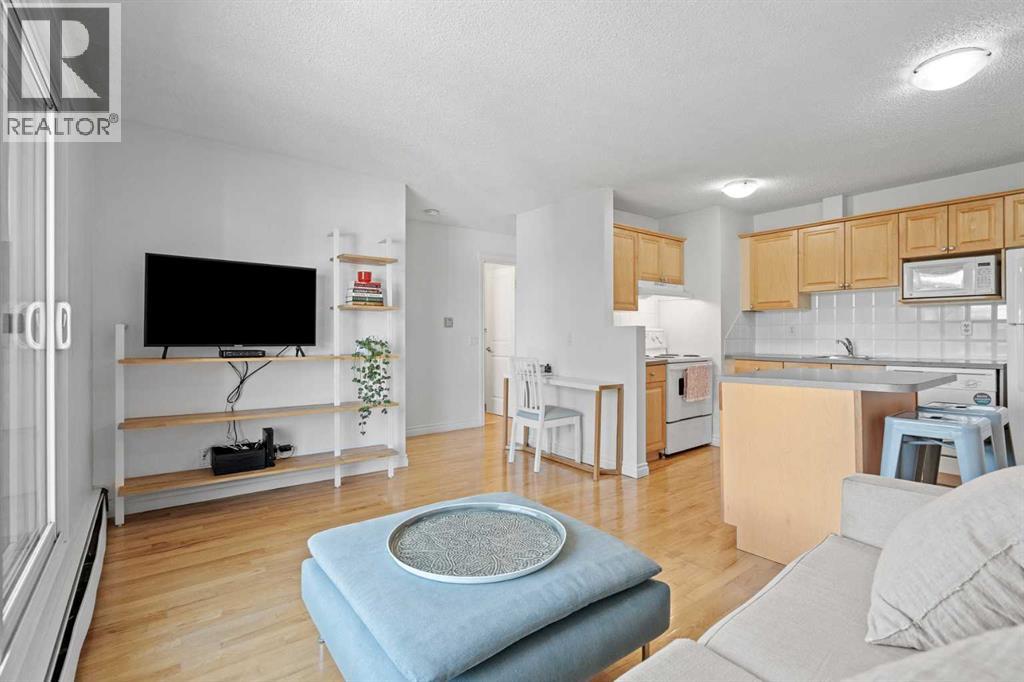 222 5 Avenue Northeast Property Photo 1