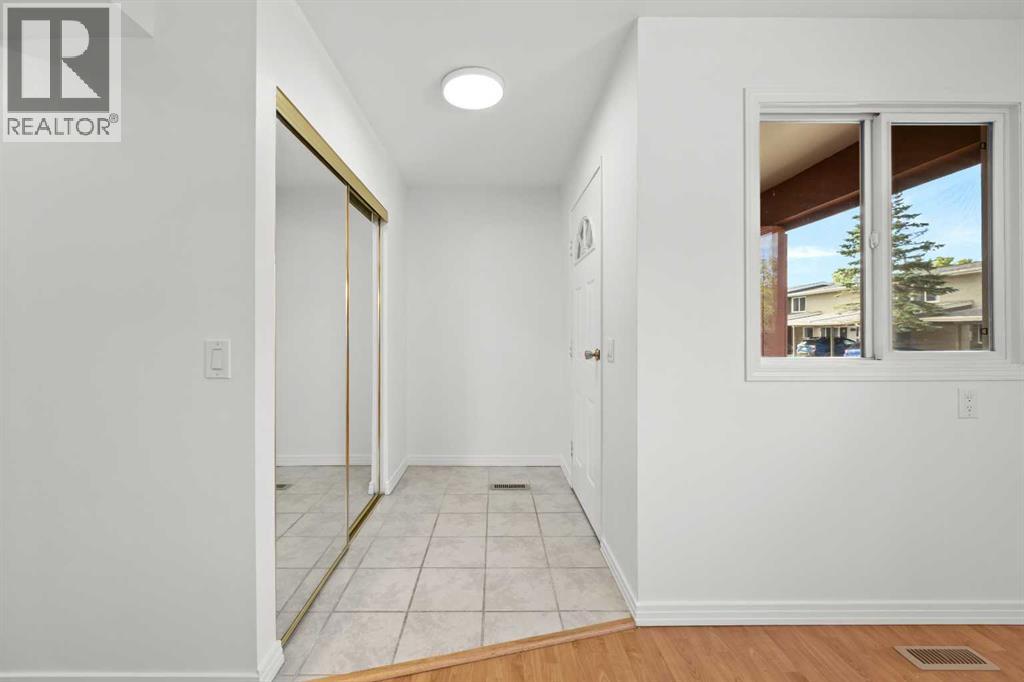 6223 31 Avenue Northwest Property Photo 8