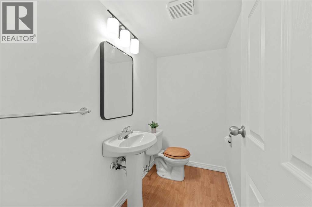 6223 31 Avenue Northwest Property Photo 10