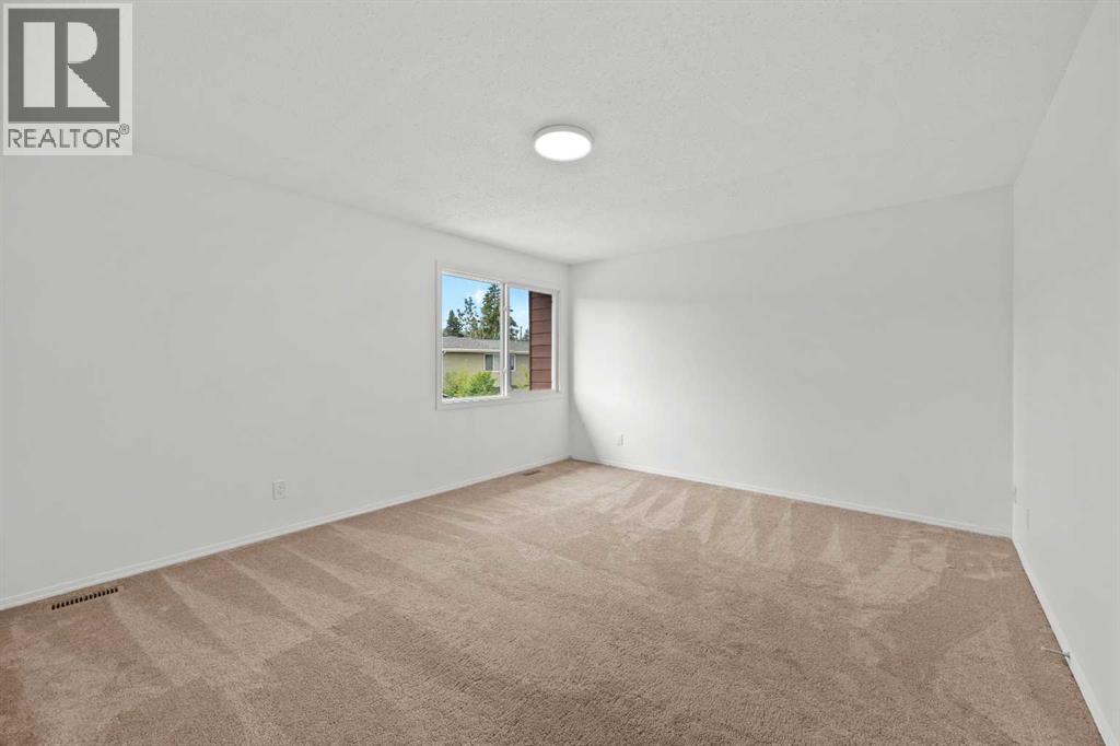 6223 31 Avenue Northwest Property Photo 16