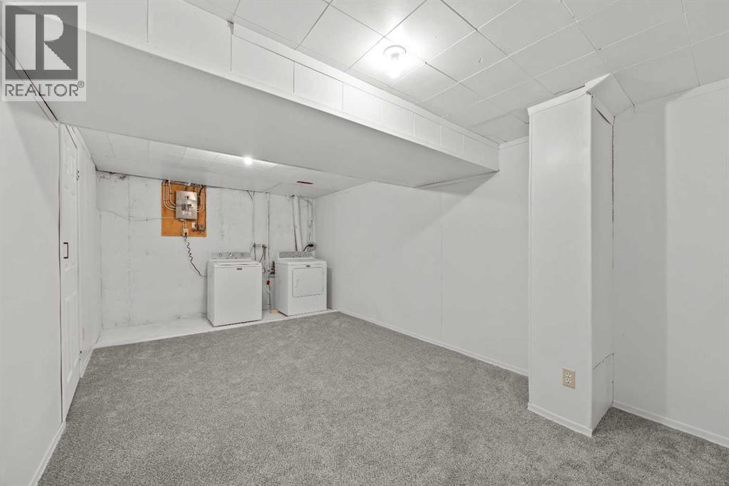 6223 31 Avenue Northwest Property Photo 31