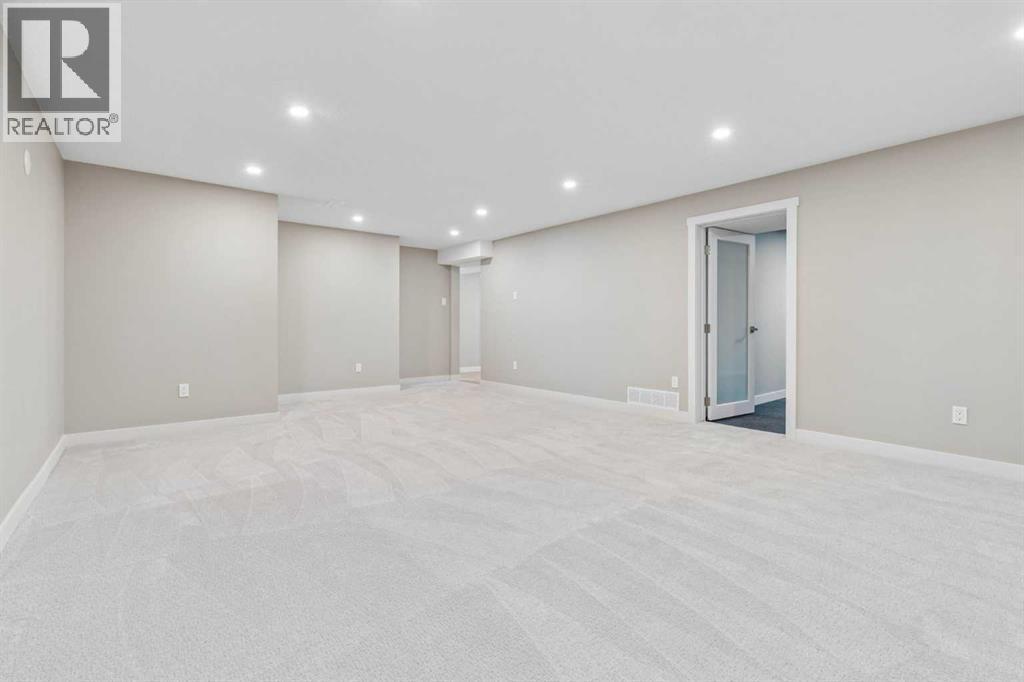 4319 19 Street Nw Property Photo 37