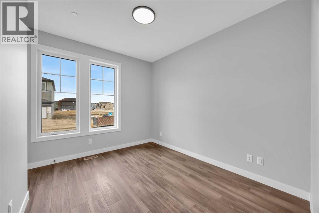553 Hotchkiss Drive Se Property Photo 13